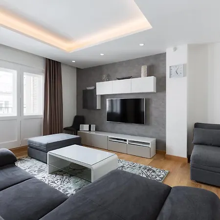 Wishlist Prague Residences - Karlin Free Parking Exterior photo