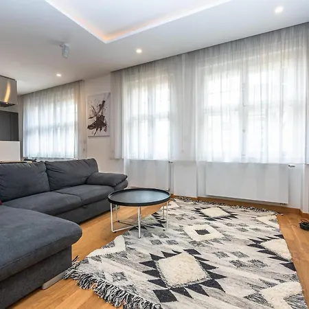 Wishlist Prague Residences - Karlin Free Parking Exterior photo