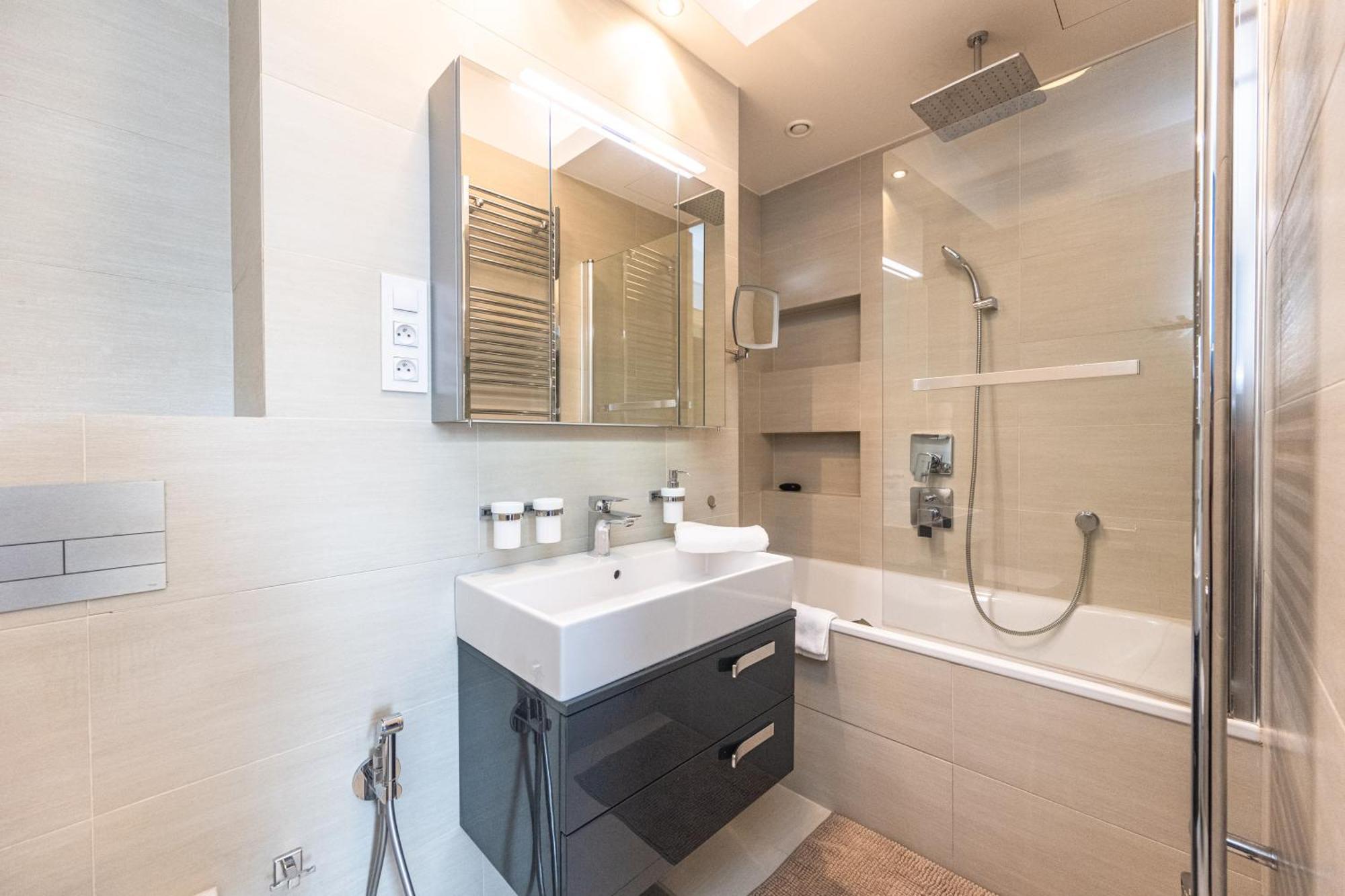 Wishlist Residences - Karlin Free Parking Apartment Prague