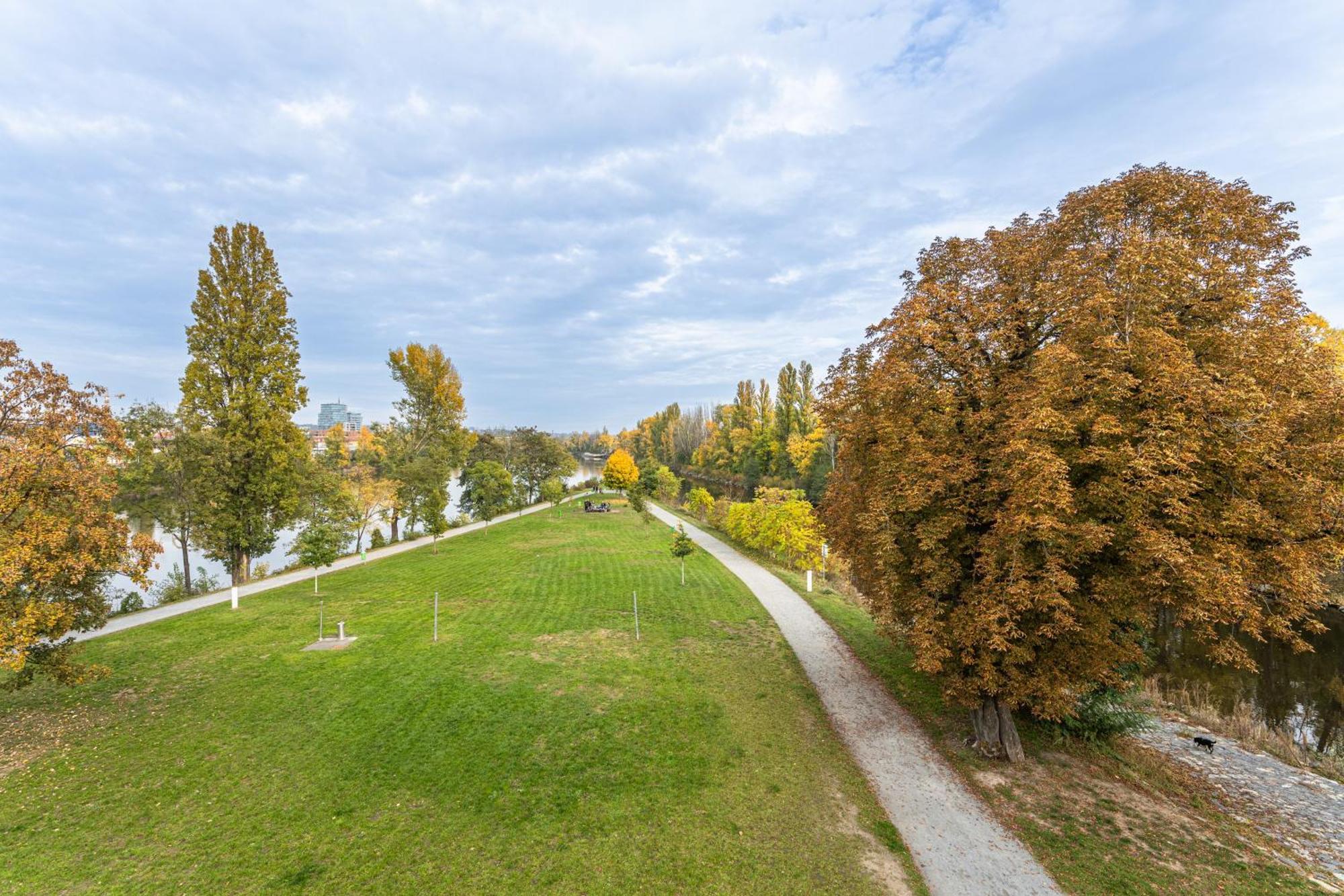 Apartment Wishlist Residences - Karlin Free Parking *